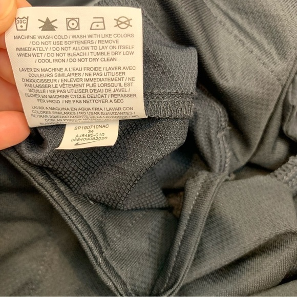 Nike Black Dri-Fit Golf Shorts Men's size 34  EUC - Picture 9 of 9